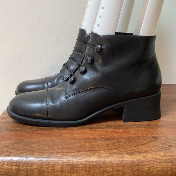 Women Leather Button Boots Size 10 - Picture 5 of 11